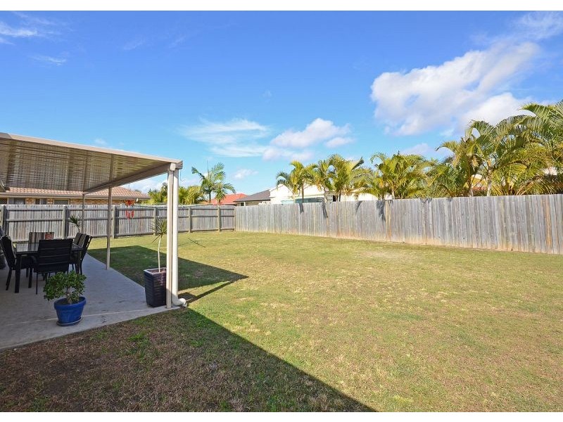 40 Emerald Park Way, Urangan QLD 4655
