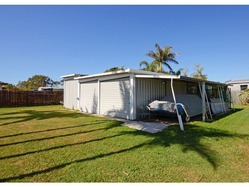 12 Stewart Street, Urangan QLD 4655