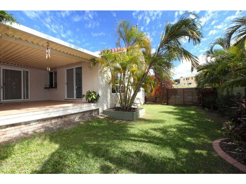 4 Swissalp Drive, Urraween QLD 4655