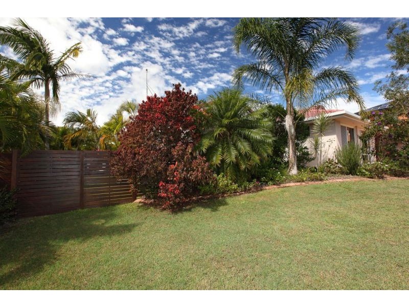 4 Swissalp Drive, Urraween QLD 4655