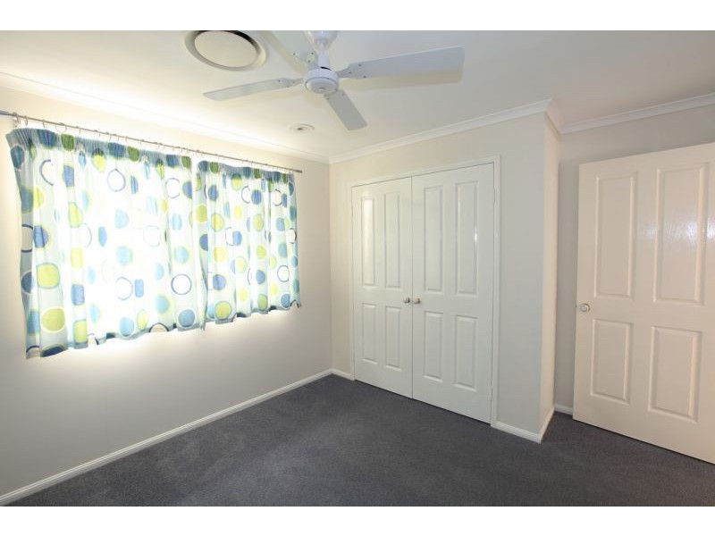 4 Swissalp Drive, Urraween QLD 4655