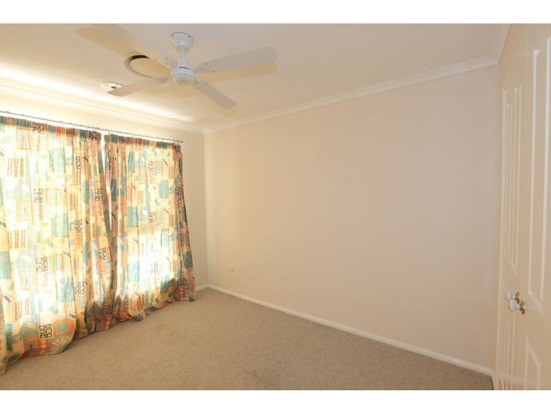 4 Swissalp Drive, Urraween QLD 4655