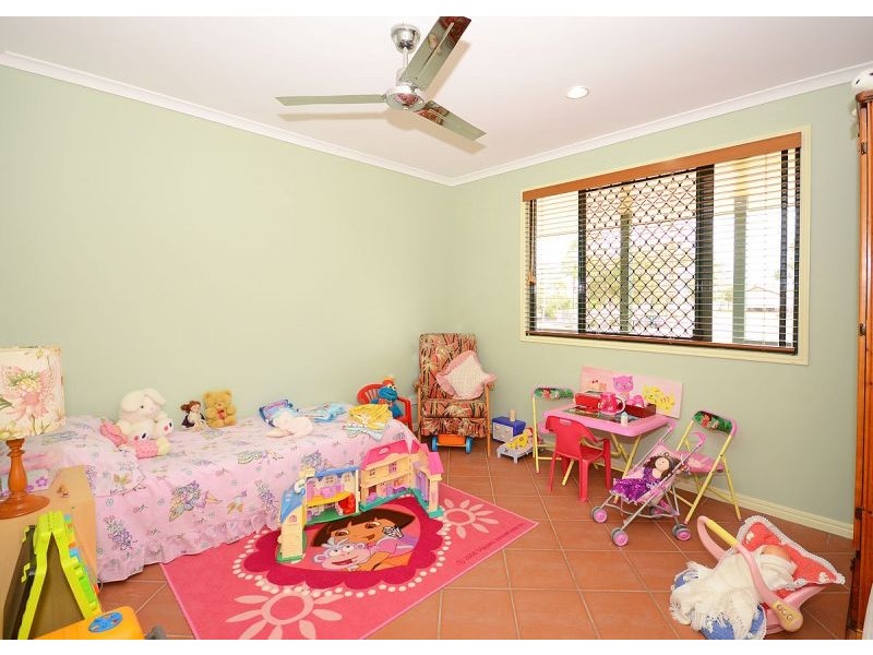 140 Bideford Street, Torquay QLD 4655