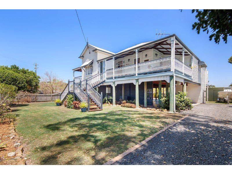 39 Miller Street, Urangan QLD 4655