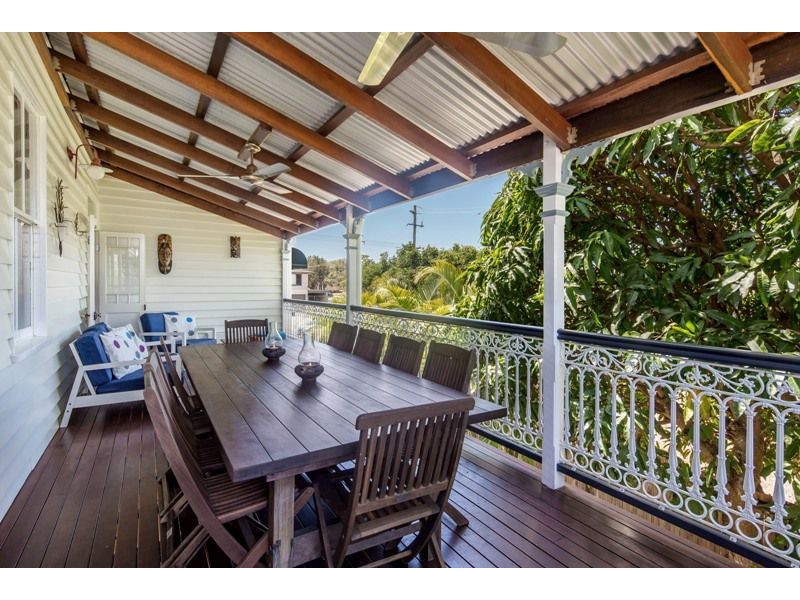 39 Miller Street, Urangan QLD 4655