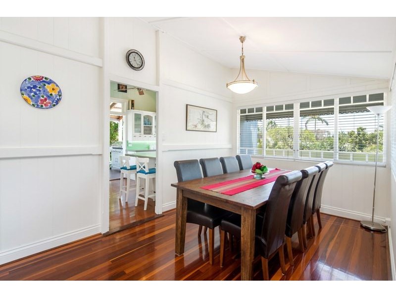 39 Miller Street, Urangan QLD 4655