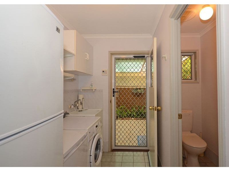 9 Meledie Avenue, Kawungan QLD 4655