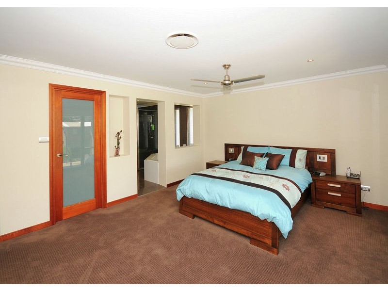 2/13 Cypress Street, Torquay QLD 4655