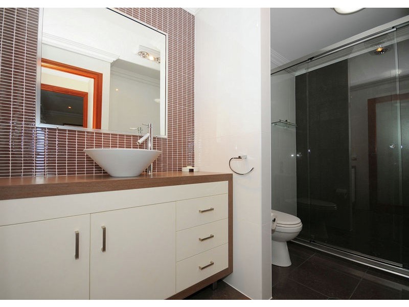 2/13 Cypress Street, Torquay QLD 4655