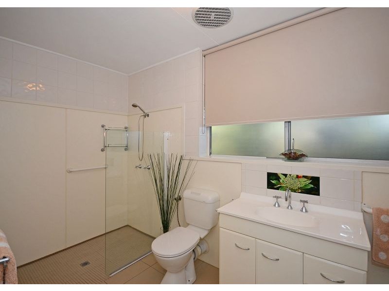 444 Boat Harbour Drive, Torquay QLD 4655