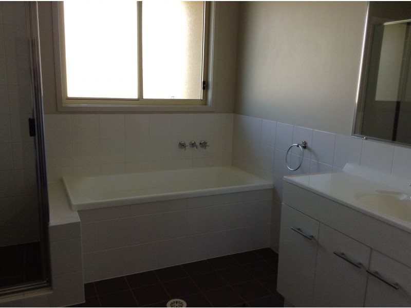 7 Peat, Nikenbah QLD 4655