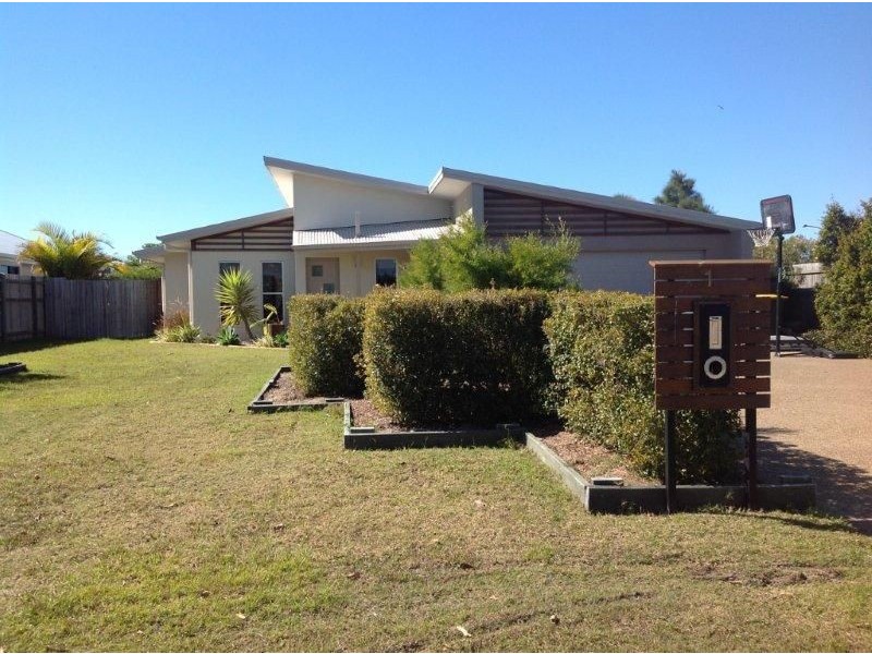 1 Lady Penrhyn Drive, Eli Waters QLD 4655