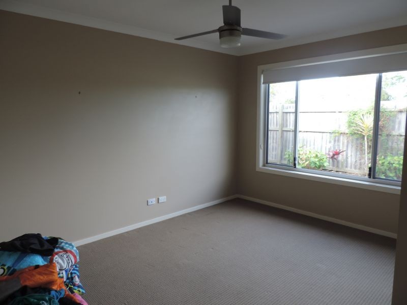 1 Lady Penrhyn Drive, Eli Waters QLD 4655