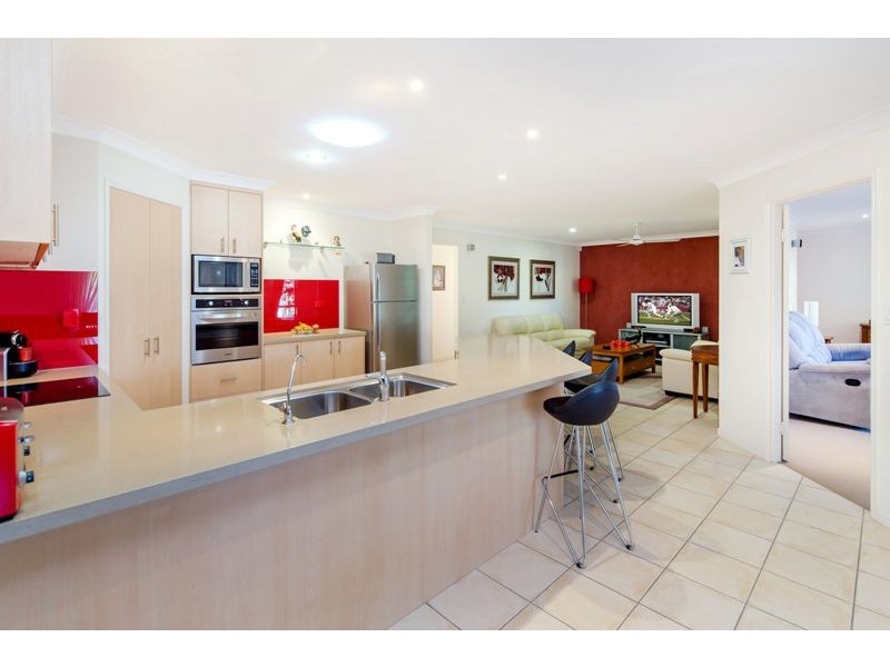 8 Avery Court, Dundowran Beach QLD 4655