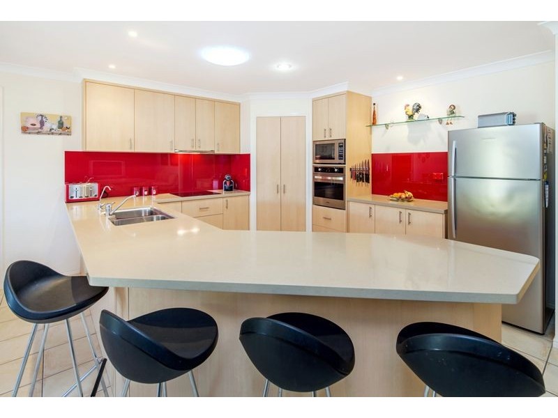 8 Avery Court, Dundowran Beach QLD 4655