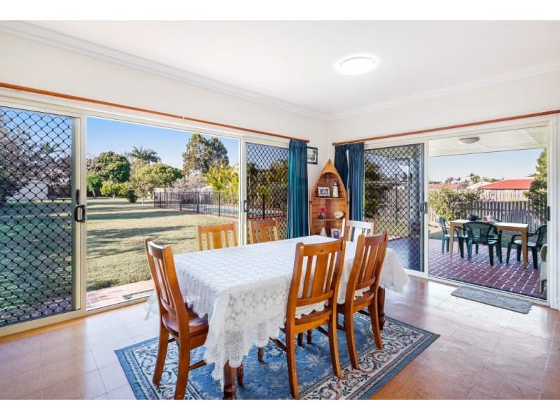 146 Truro Street, Urangan QLD 4655