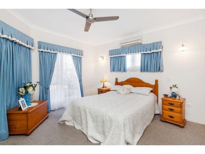 146 Truro Street, Urangan QLD 4655