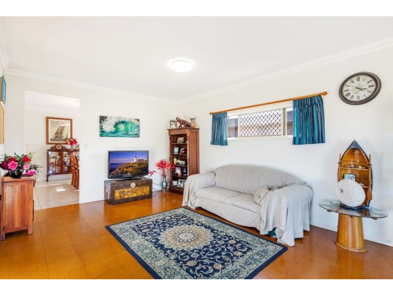 146 Truro Street, Urangan QLD 4655
