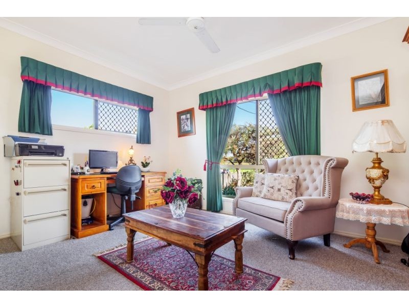 146 Truro Street, Urangan QLD 4655