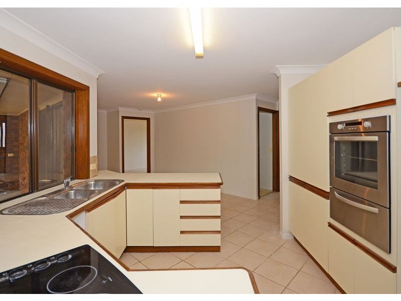 15 Haydn Drive, Kawungan QLD 4655