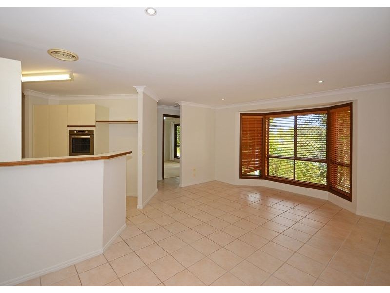 15 Haydn Drive, Kawungan QLD 4655