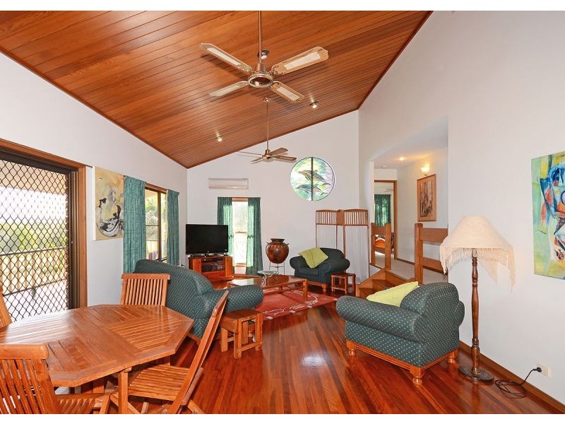 9 Mitchell Avenue, Craignish QLD 4655