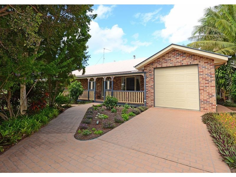 2 Foxwood Court, Dundowran Beach QLD 4655