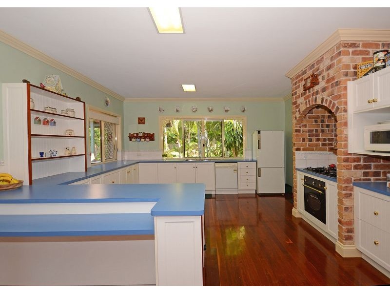 2 Foxwood Court, Dundowran Beach QLD 4655