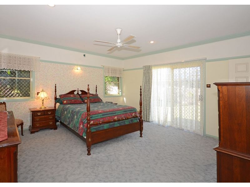 2 Foxwood Court, Dundowran Beach QLD 4655