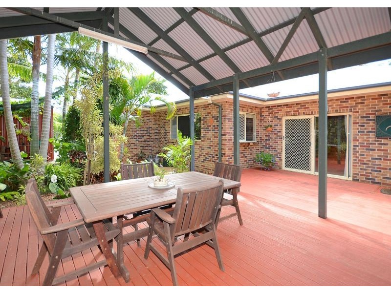 2 Foxwood Court, Dundowran Beach QLD 4655