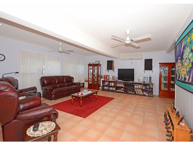 32 Brighton Street, Point Vernon QLD 4655