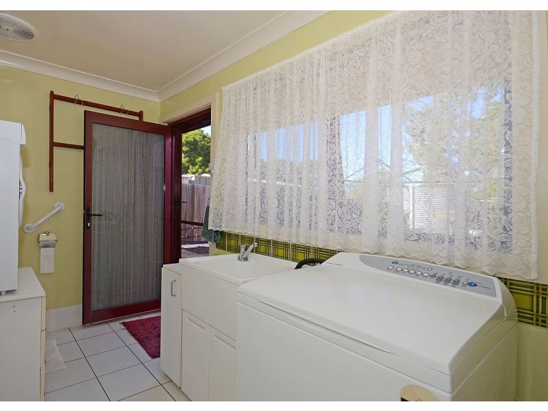32 Brighton Street, Point Vernon QLD 4655