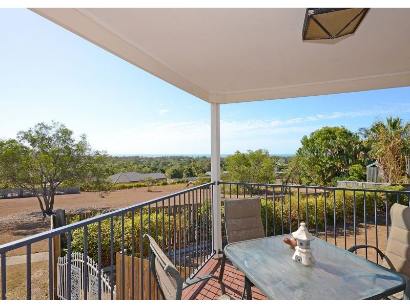 6 Deeds Court, Dundowran Beach QLD 4655