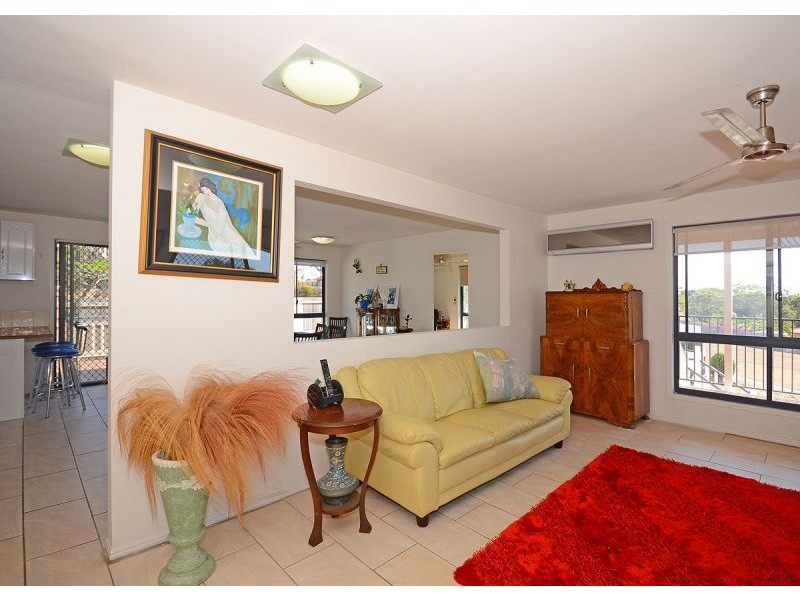 6 Deeds Court, Dundowran Beach QLD 4655