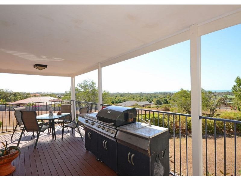 6 Deeds Court, Dundowran Beach QLD 4655