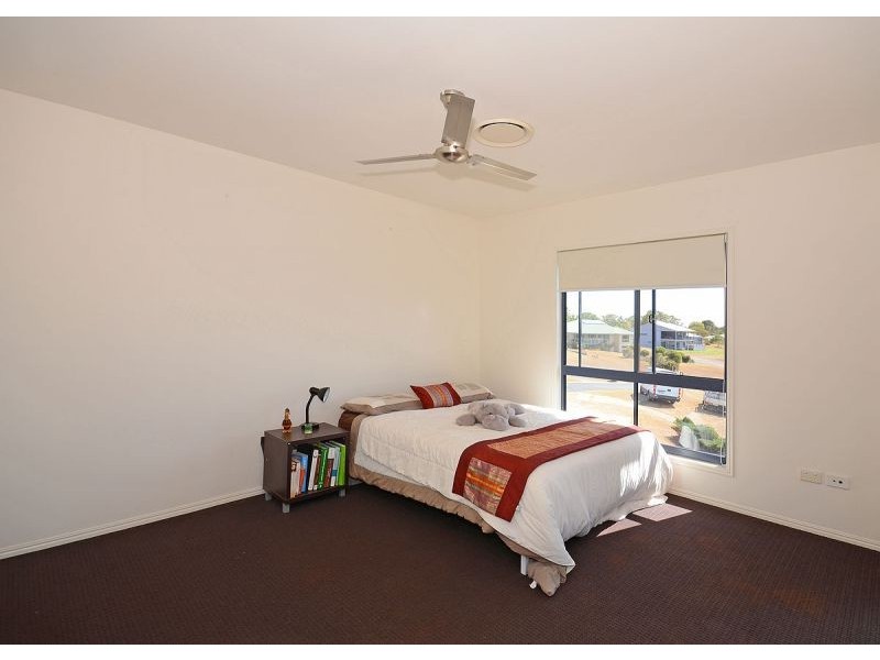 6 Deeds Court, Dundowran Beach QLD 4655