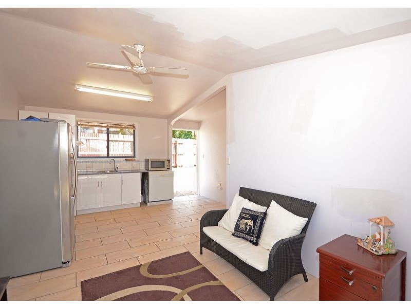 6 Deeds Court, Dundowran Beach QLD 4655