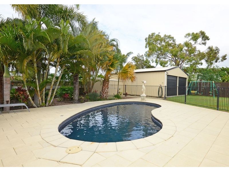 5 Vanda Street, Urangan QLD 4655