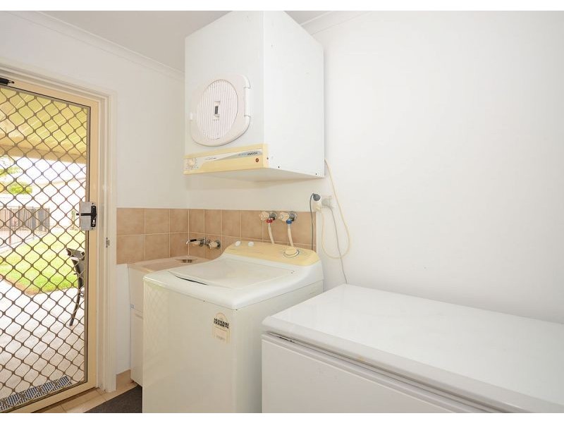 5 Vanda Street, Urangan QLD 4655