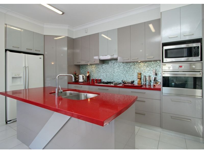 7 Satinwood Avenue, Urraween QLD 4655