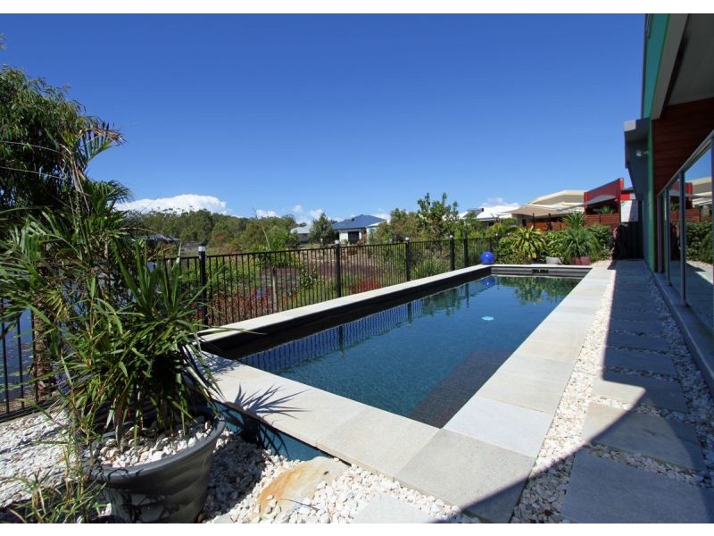 7 Satinwood Avenue, Urraween QLD 4655