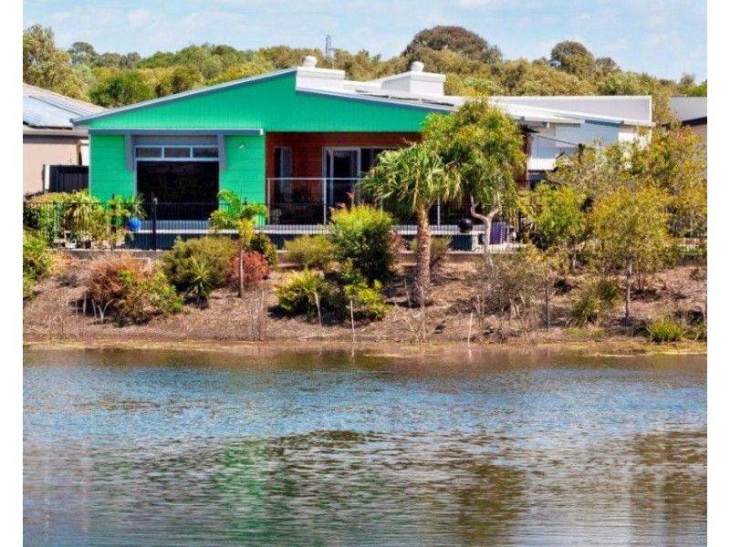 7 Satinwood Avenue, Urraween QLD 4655