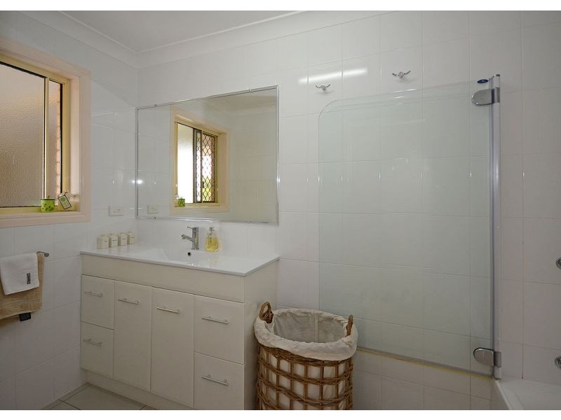 15 Craigslee Court, Craignish QLD 4655