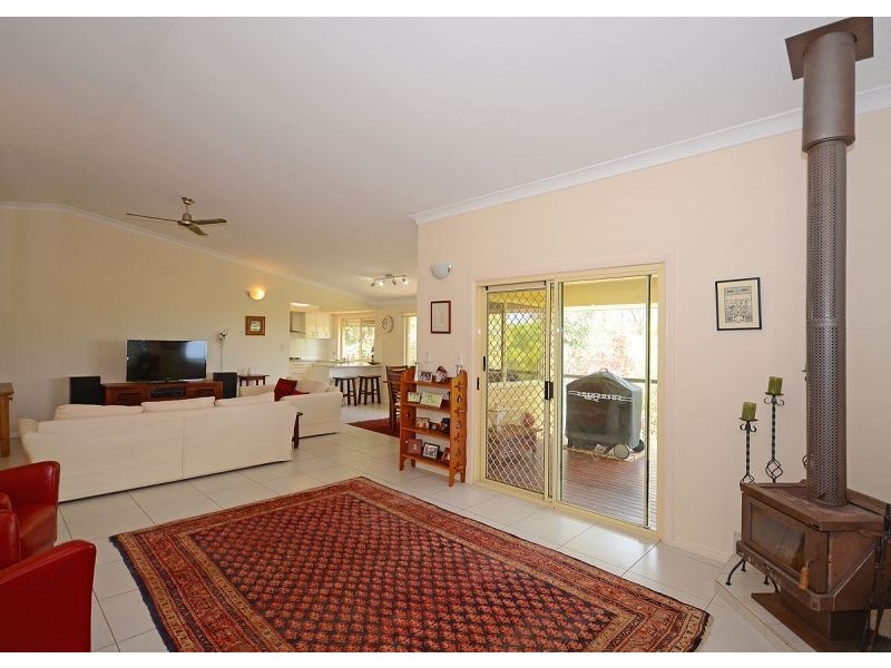 15 Craigslee Court, Craignish QLD 4655