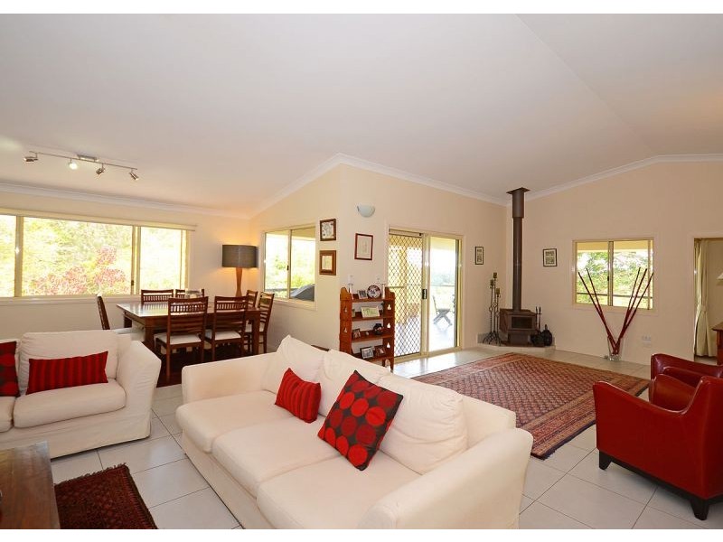 15 Craigslee Court, Craignish QLD 4655