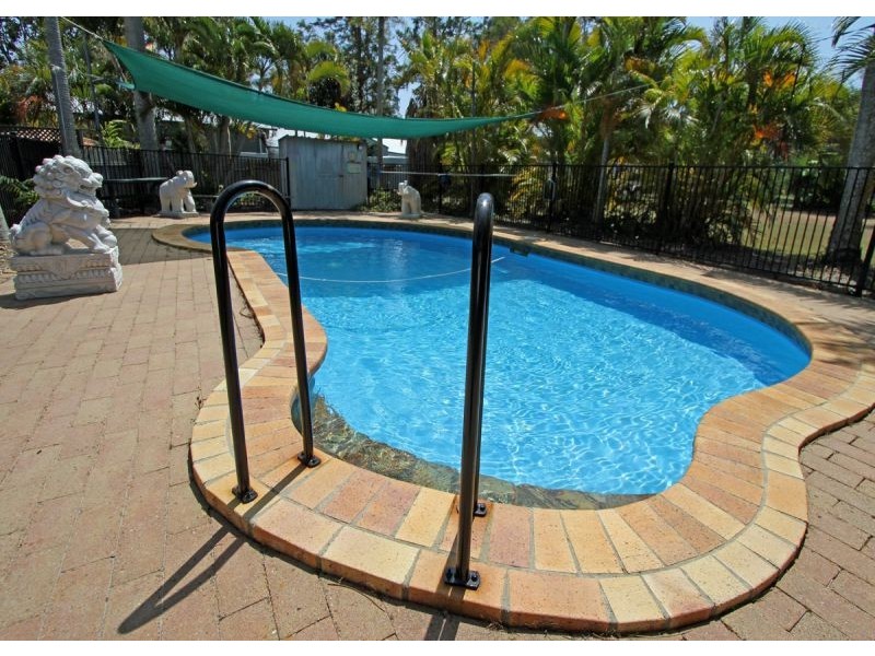 52-54 Garden Drive, Urangan QLD 4655
