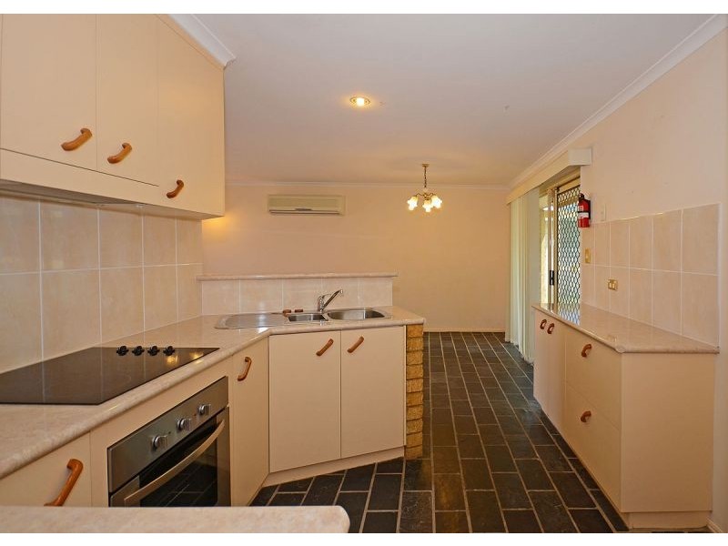 15 Wuruma Street, Scarness QLD 4655