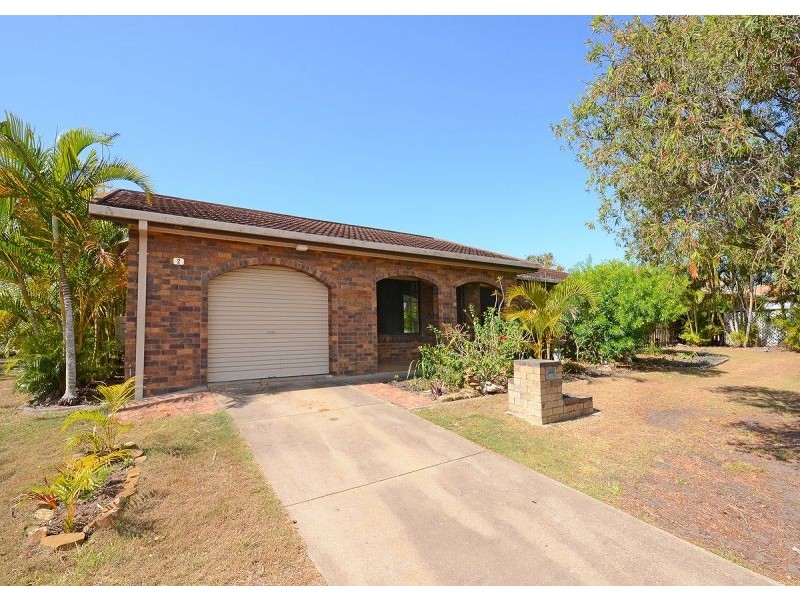 2 Michelle Drive, Point Vernon QLD 4655
