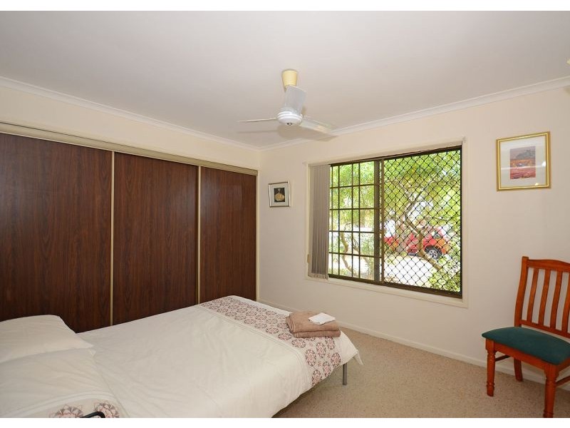 2 Michelle Drive, Point Vernon QLD 4655