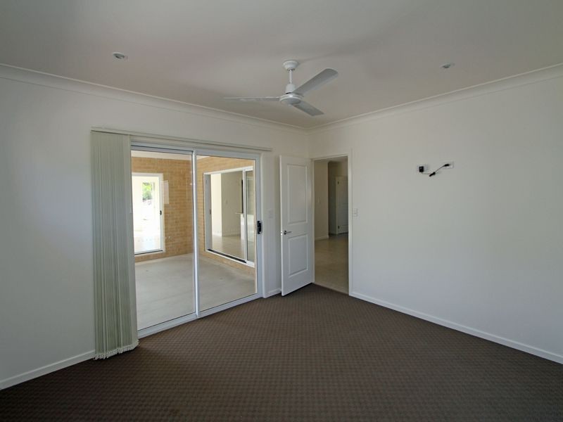 4 Chani Close, Wondunna QLD 4655